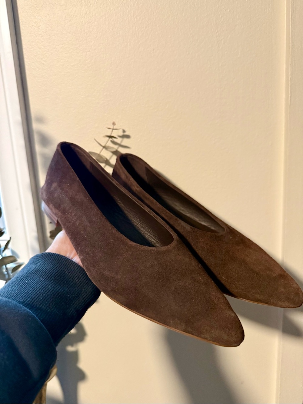 L'INTERVALLE Brown Suede Pointed Toe Flats